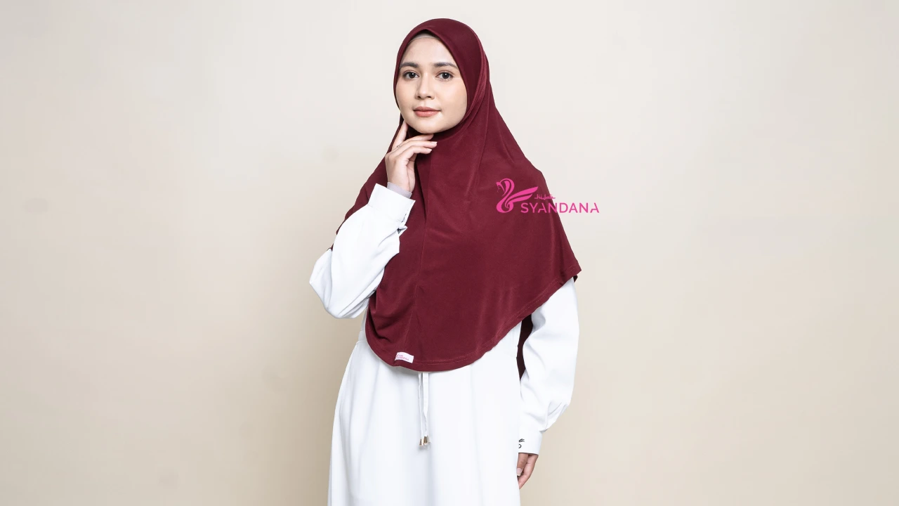 Kerudung Bergo Modern Malay Qisya