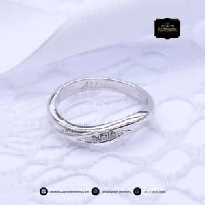 Gambar cincin tunangan terbaru